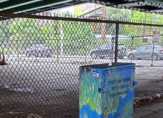 Update: EastBoston.com gets results! Filth on Chelsea Street removed after lingering over the summer! Holding City Hall accountable!