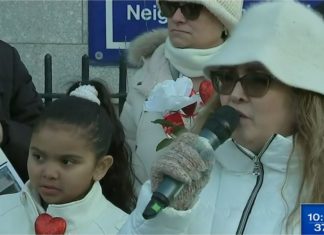 Community holds vigil for Reina Morales Roja