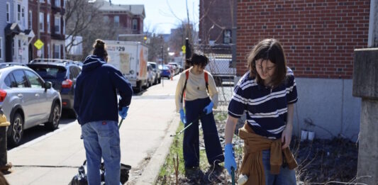 Urban Refuge volunteers clean up Maverick Square East Boston Clean up