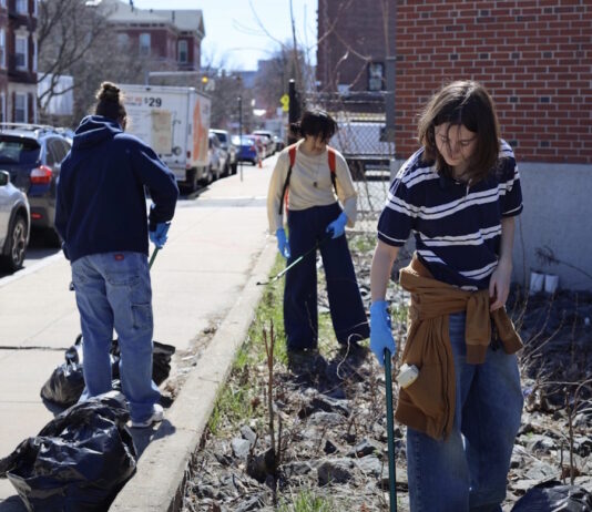 Urban Refuge volunteers clean up Maverick Square East Boston Clean up