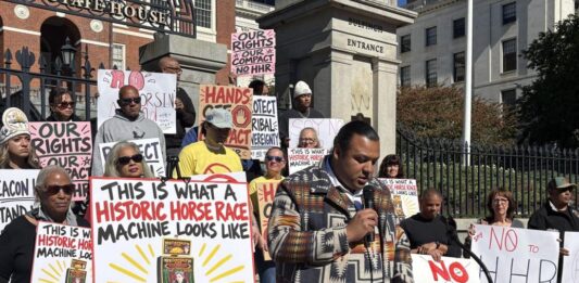 Critics say House ‘horse’ plan just an attempt to add slot machines