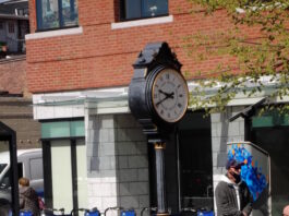 After clocks are turned back, Senate could debate daylight hours