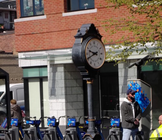 After clocks are turned back, Senate could debate daylight hours